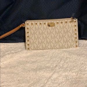 Michael Kors wristlet
